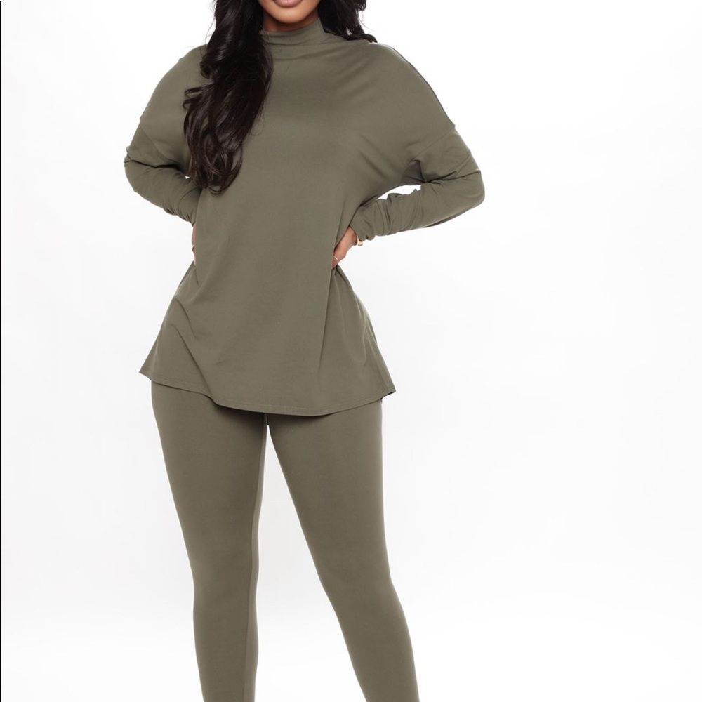 Everything Legging Set